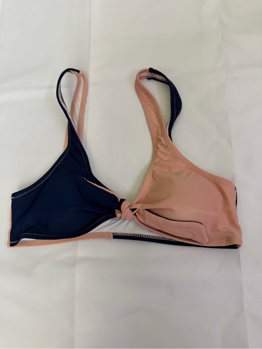 Cupshe Reversible Knot-Front Bandeau Top - Navy & Blush